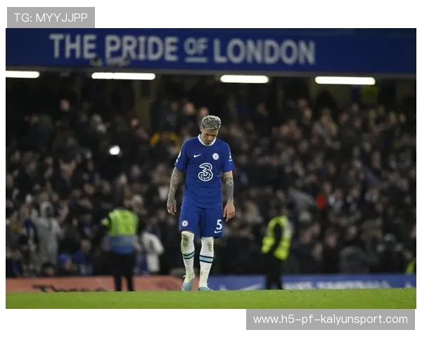 切尔西后腰节奏完美调度，恩佐在中路展现掌控感