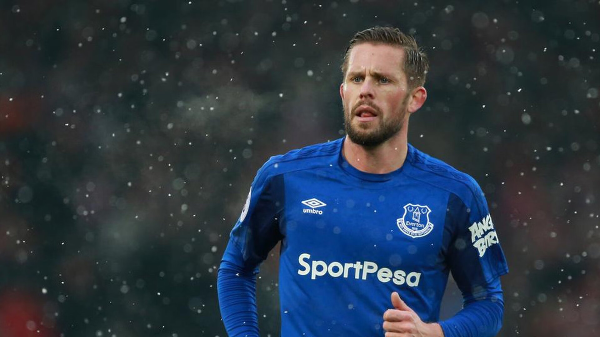 4球9助攻!19岁荷兰新带刀后卫荷甲横空出世,5大欧洲豪门疯抢,最强荷兰后卫